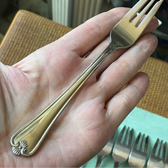 International Silver Canfield 10 stainless Forks appetizer cocktail - Picture 11 of 13